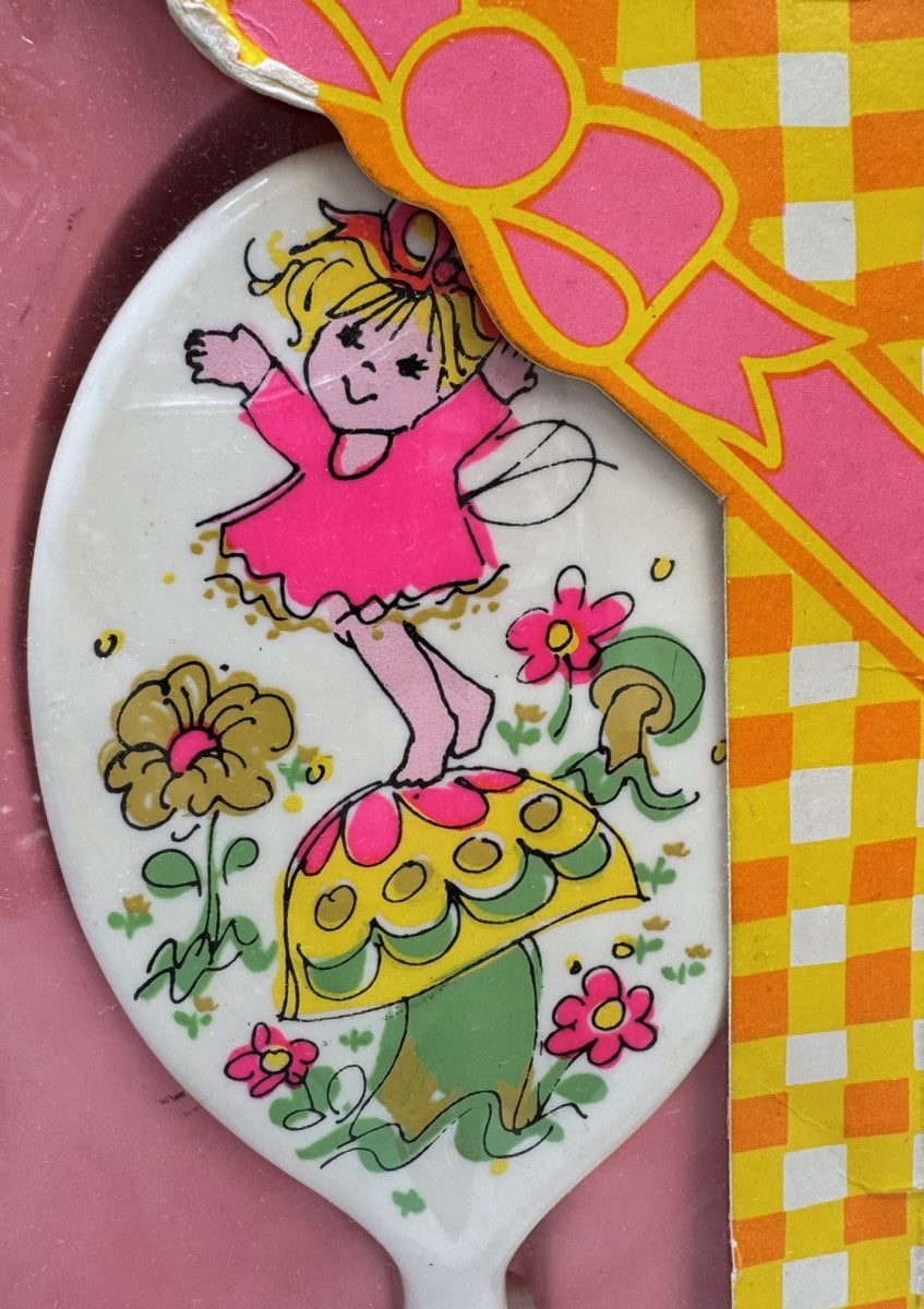 Vintage 1970s Miss Tinkerbell Dresser Set from ClickAmericana com (1)