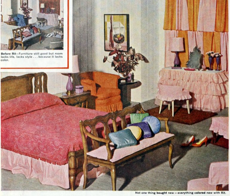 Vintage '50s master bedroom decor See 50+ examples of retro home style Click Americana