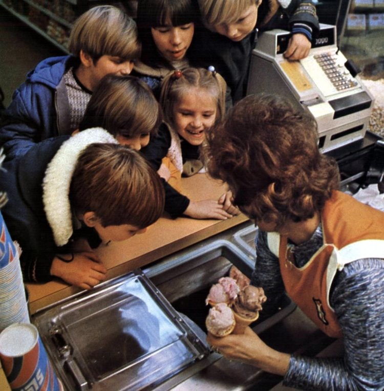 Vintage 7-Eleven stores from 1971 (1)