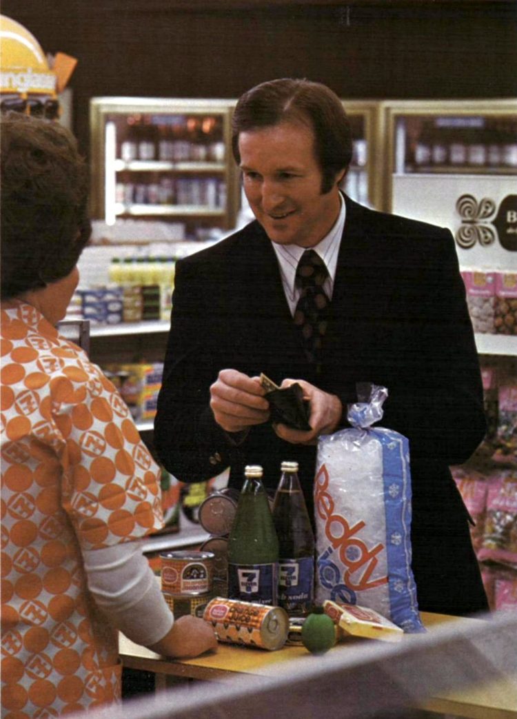 Vintage 7-Eleven stores from 1973 (4)