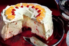 Vintage Cherry angel food cake (1953)