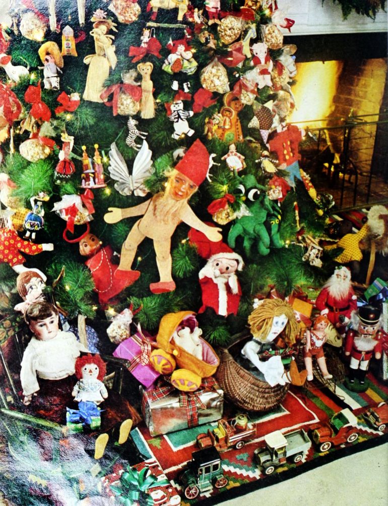 Christmas Trees In The 70s See 55 Fun Flashy Whimsical Trends We Vintage Christmas Tree Decorations From 1977 1 770x1003