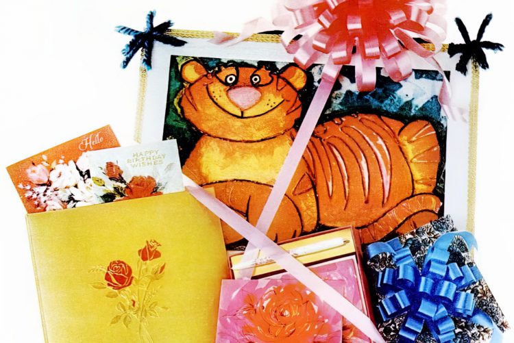 Vintage Hallmark notecards and stationery sets - 60s 70s
