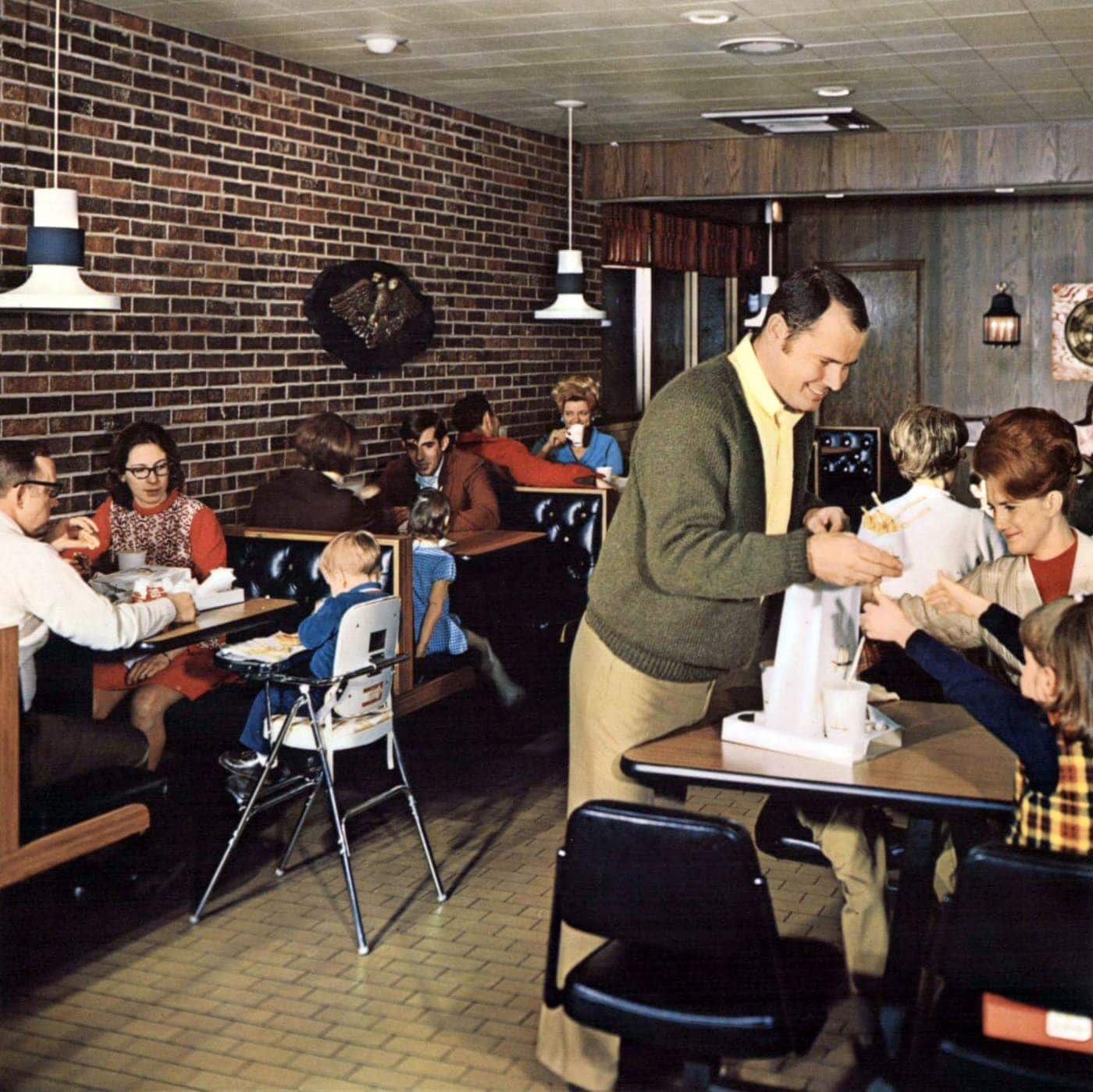 Vintage McDonald's resturants in the 1960s (1)