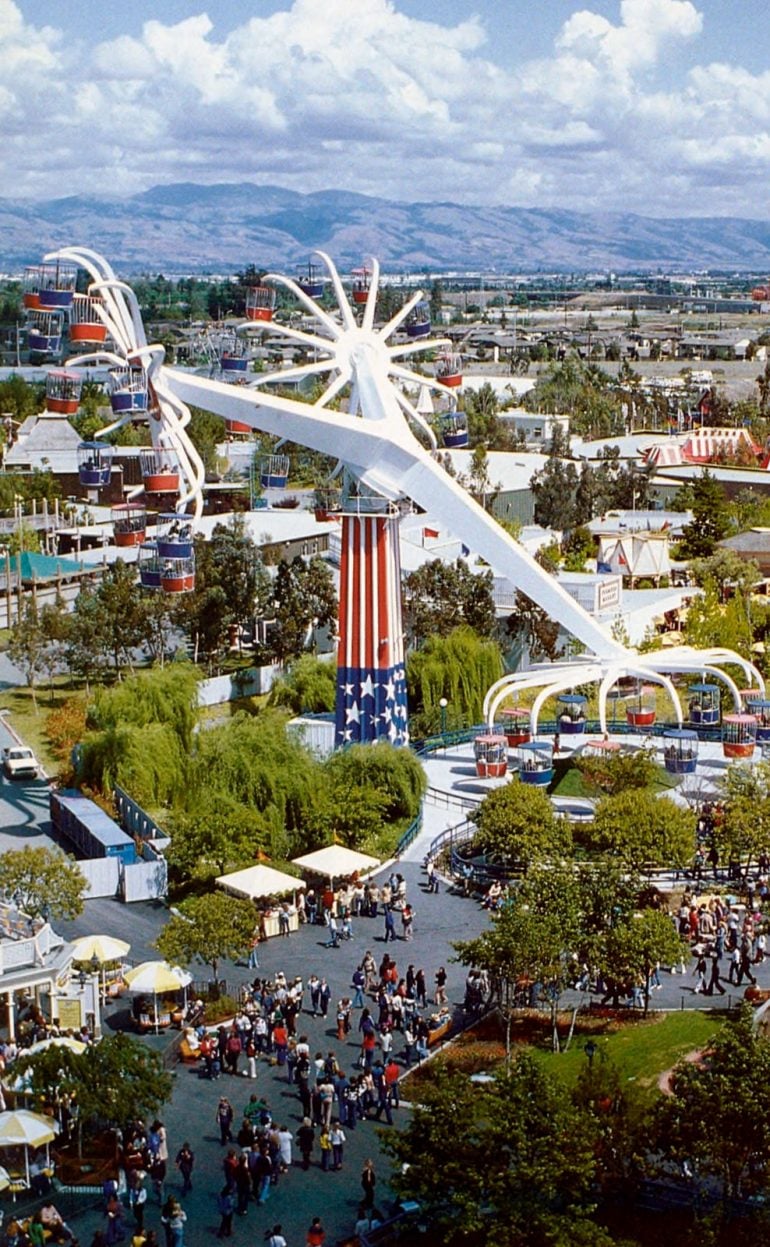 How Marriott 39 s Great America theme - Vintage Sky Whirl Ride At Great America Theme Park 1980 770x1247 