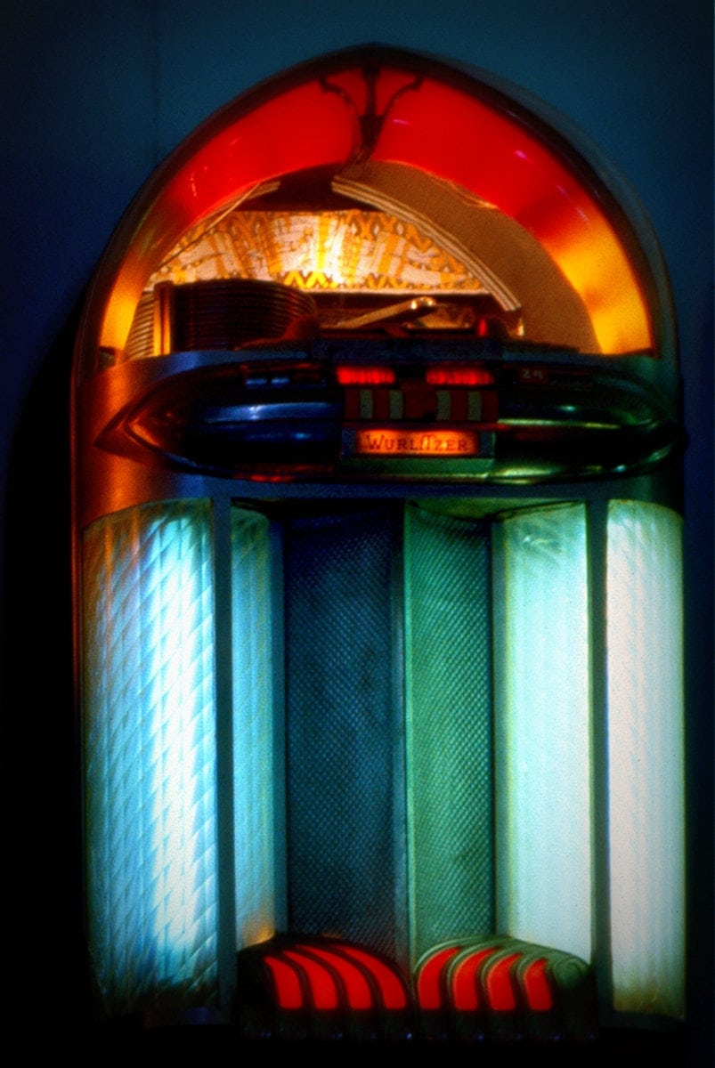 Vintage Wurlitzer jukeboxes (1)