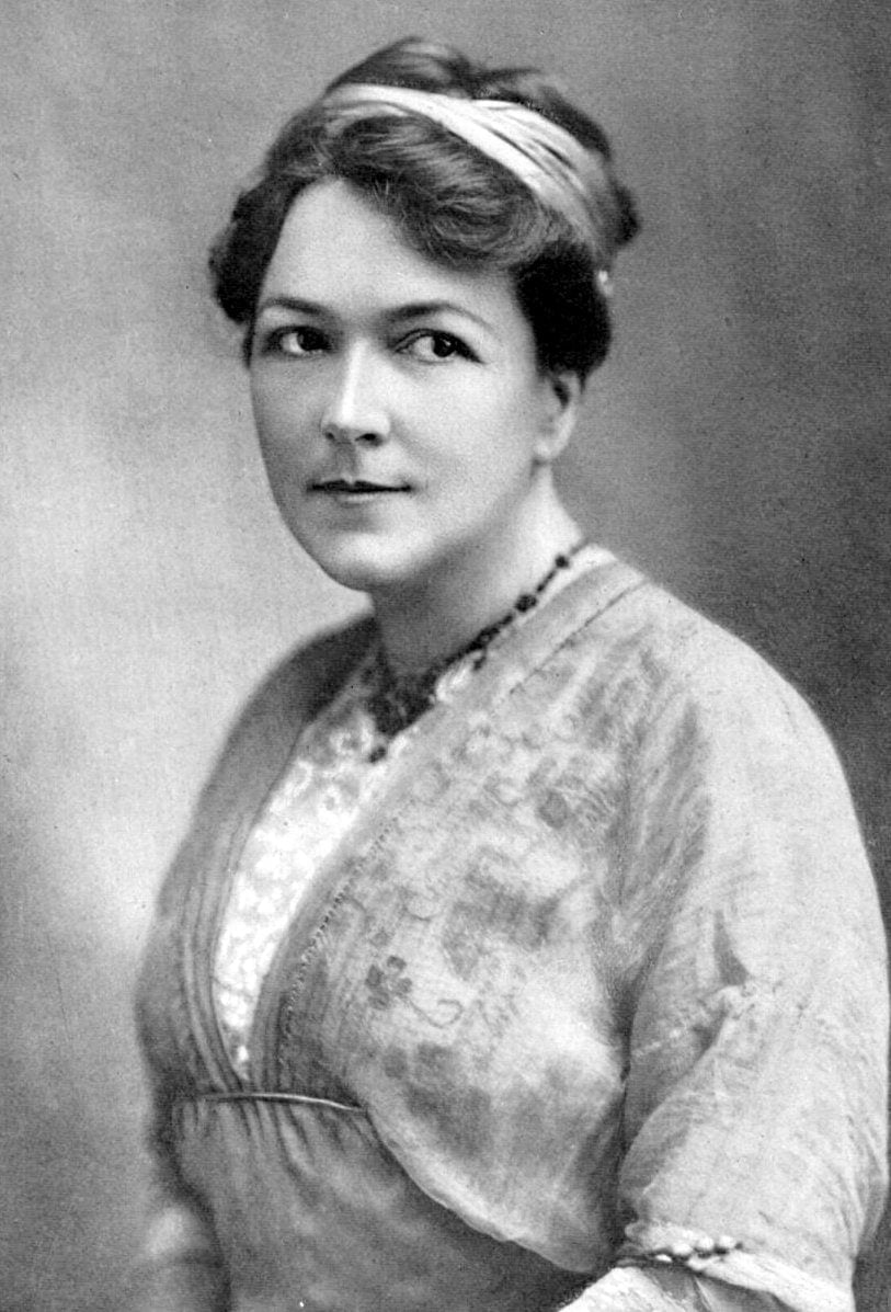 Vintage actress Blanche Bates in 1910