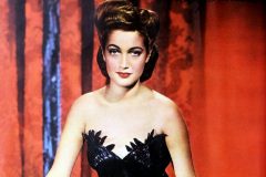 Vintage actress Dorothy Lamour - 1940s