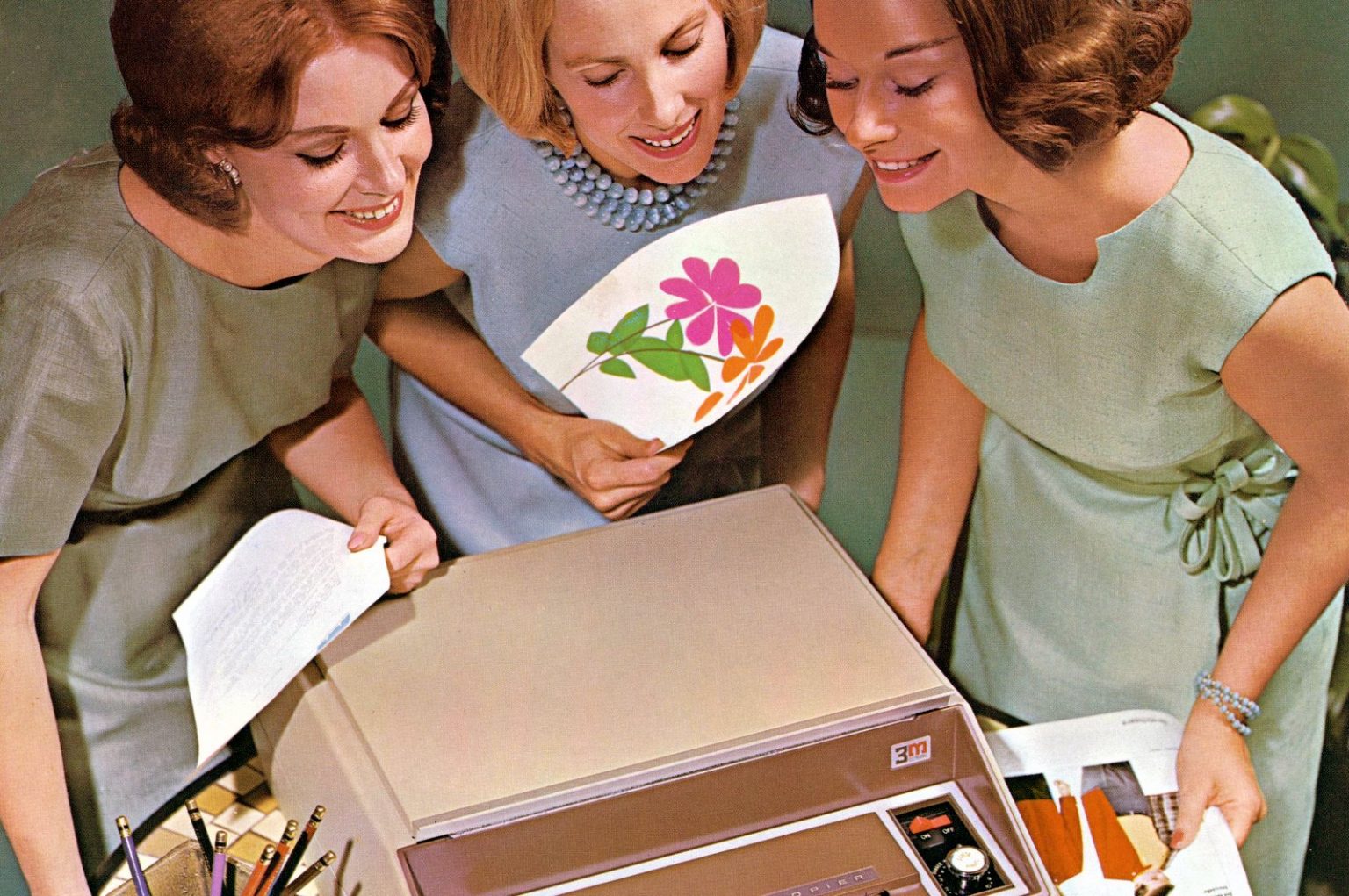 Vintage copy machines See the kinds of old photocopiers that offices