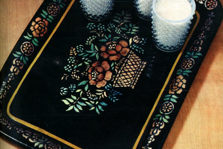 How to stencil a tray with an Early American design (1950) Click