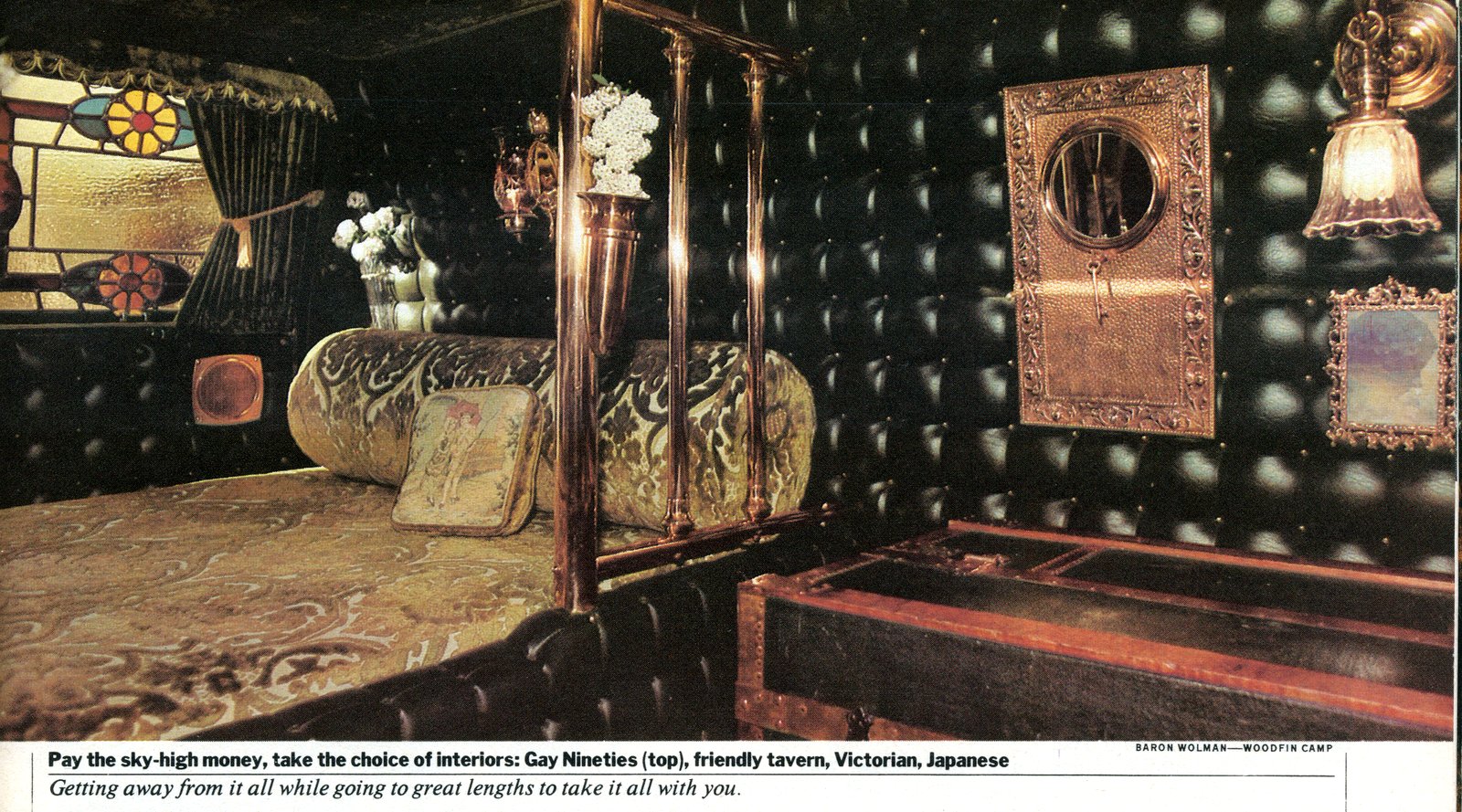 Vintage luxury van interior (1977) via ClickAmericana com