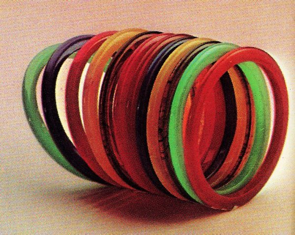 Plastic bangle bracelets Clearance