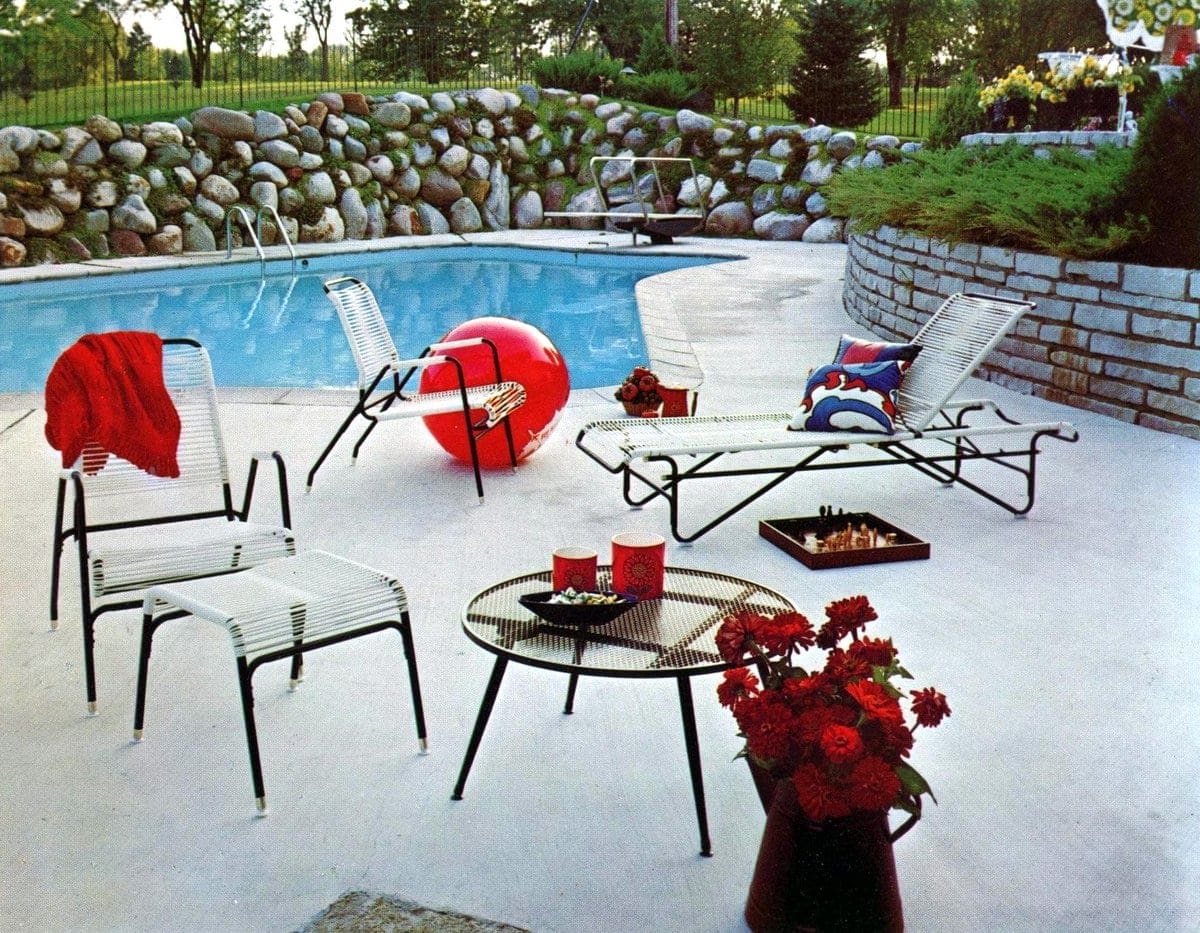 See 60 vintage patio furniture sets that offered outdoor relaxation the