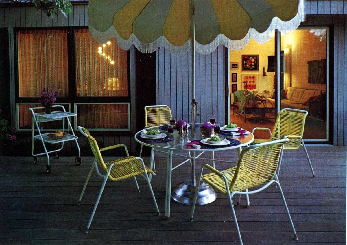 See 60 vintage patio furniture sets that offered outdoor relaxation the