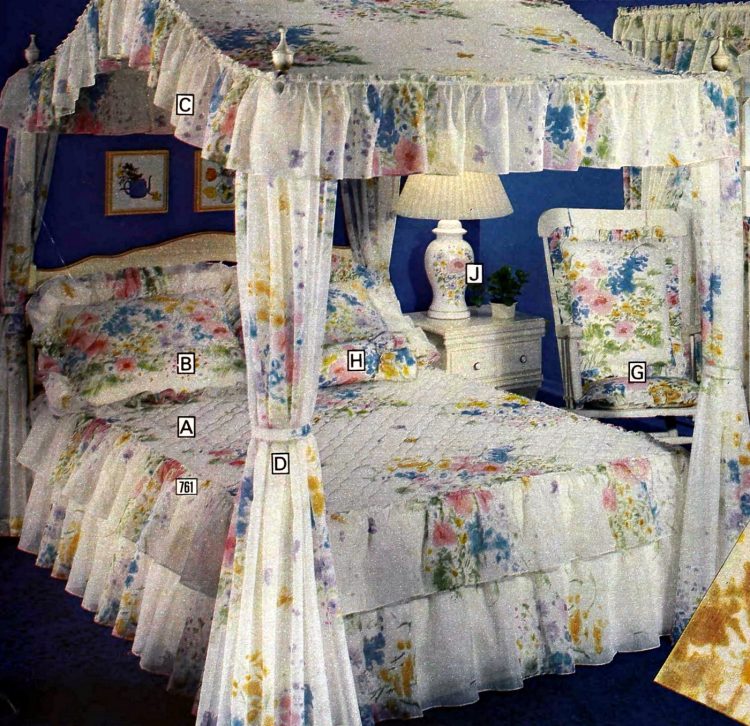See 80 beautiful vintage canopy beds Click Americana