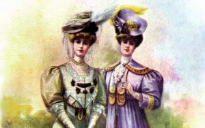 Women dressed up from 1905