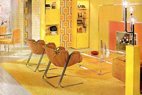 Yellow retro-futuristic living room decor (1972)