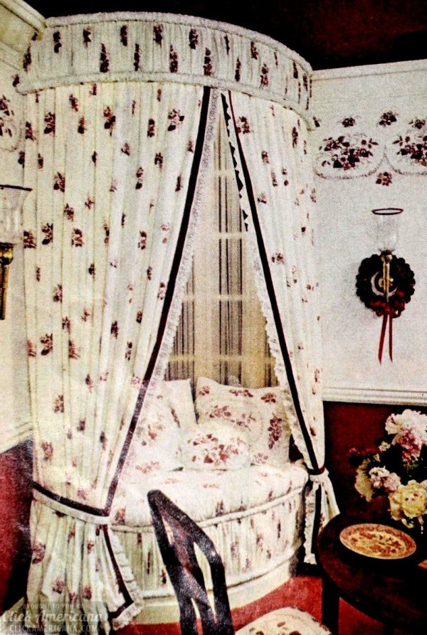 See 70 beautiful vintage canopy beds from the 1970s Click Americana